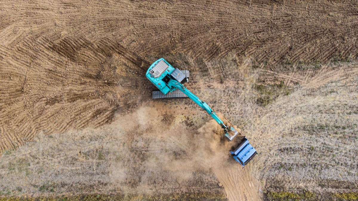 Le décaissement d'un terrain : une étape clé dans la préparation du sol pour la construction